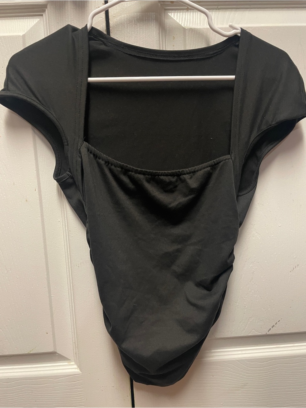 Black Women's Short Sleeve Scoop Neck Top